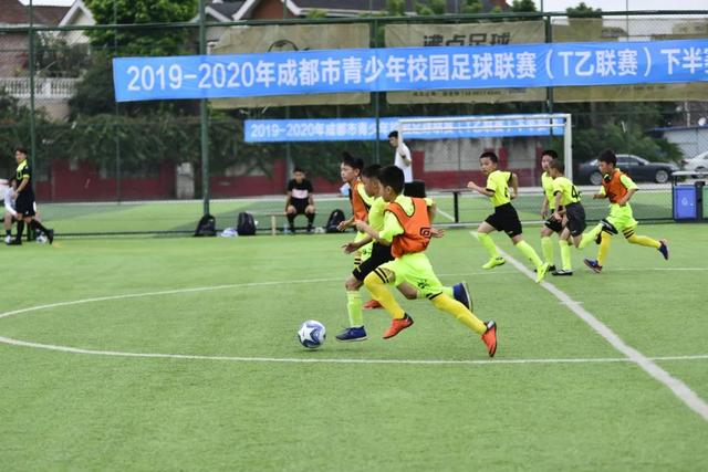 精选足篮专家：张单鸿8连红连擒高赔 晨杰富大川6连红